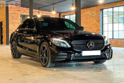 Xe Mercedes Benz C class C300 AMG 2021