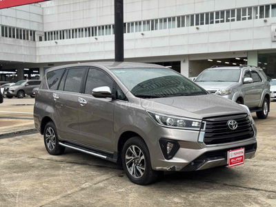 Toyota Innova 2021 G 2.0 AT - 68000 km