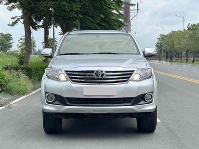 Toyota Fortuner 2014 - 90000 km