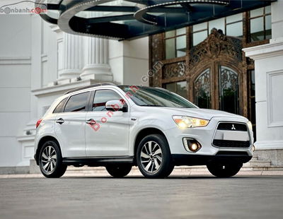 Xe Mitsubishi Outlander Sport 2.0 CVT Premium 2015