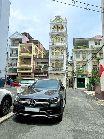 Mercedes Benz GLC300 2022 - 56000 km
