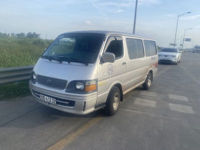 Toyota Hiace 2003 Van 3 chỗ - 30000 km