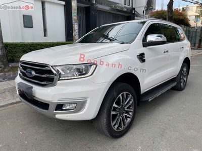 Xe Ford Everest Titanium 2.0L 4x2 AT 2019