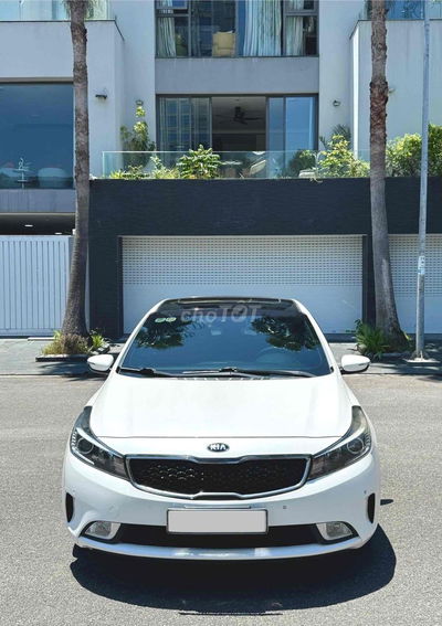 Kia Cerato 2017 1.6 AT - 90000 km