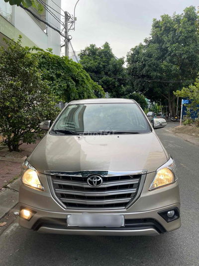 Toyota Innova 2016 - 133000 km