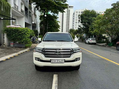 Toyota Land Cruiser 2020 4.6 V8 - 115000 km