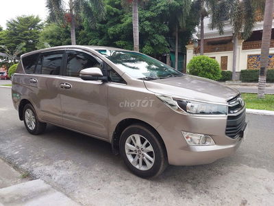 Xe nhà Toyota Innova 2019 2.0E Số Sàn