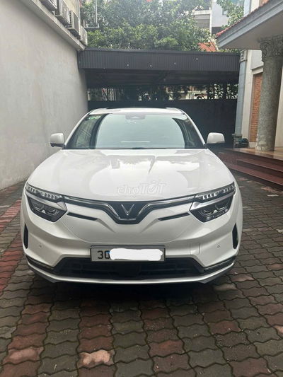 VinFast VF8 2022 Plus - 40000 km