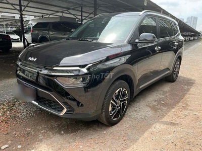 Kia Sonet 2022 Luxury 1.5 AT - 7000 km