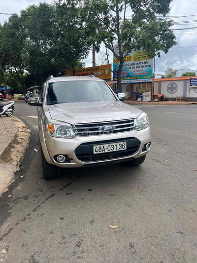 Ford Everest 2014 Limited 4x2 - 140000 km