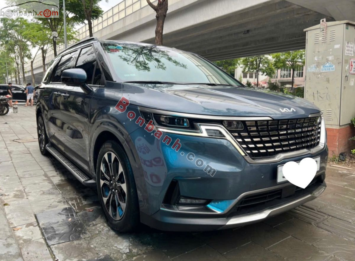Xe Kia Carnival Signature 2.2D 2023