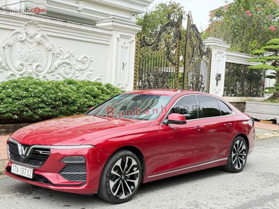 Xe VinFast Lux A 2.0 Premium 2.0 AT 2020