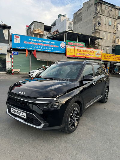 Kia Carens 2022 1.5D Premium - 60000 km