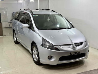 Mitsubishi Grandis 2005 2.4 AT - 99000 km