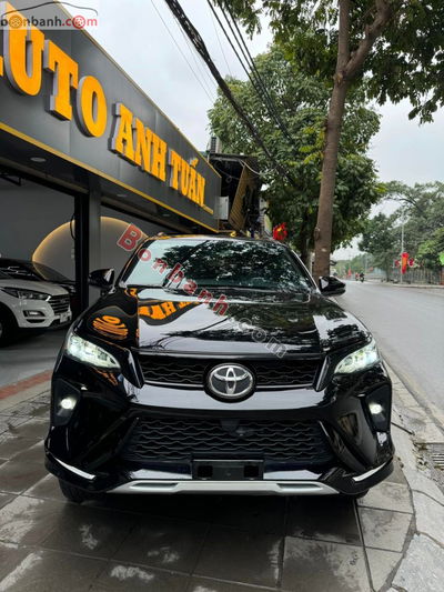 Xe Toyota Fortuner Legender 2.4L 4x2 AT 2022