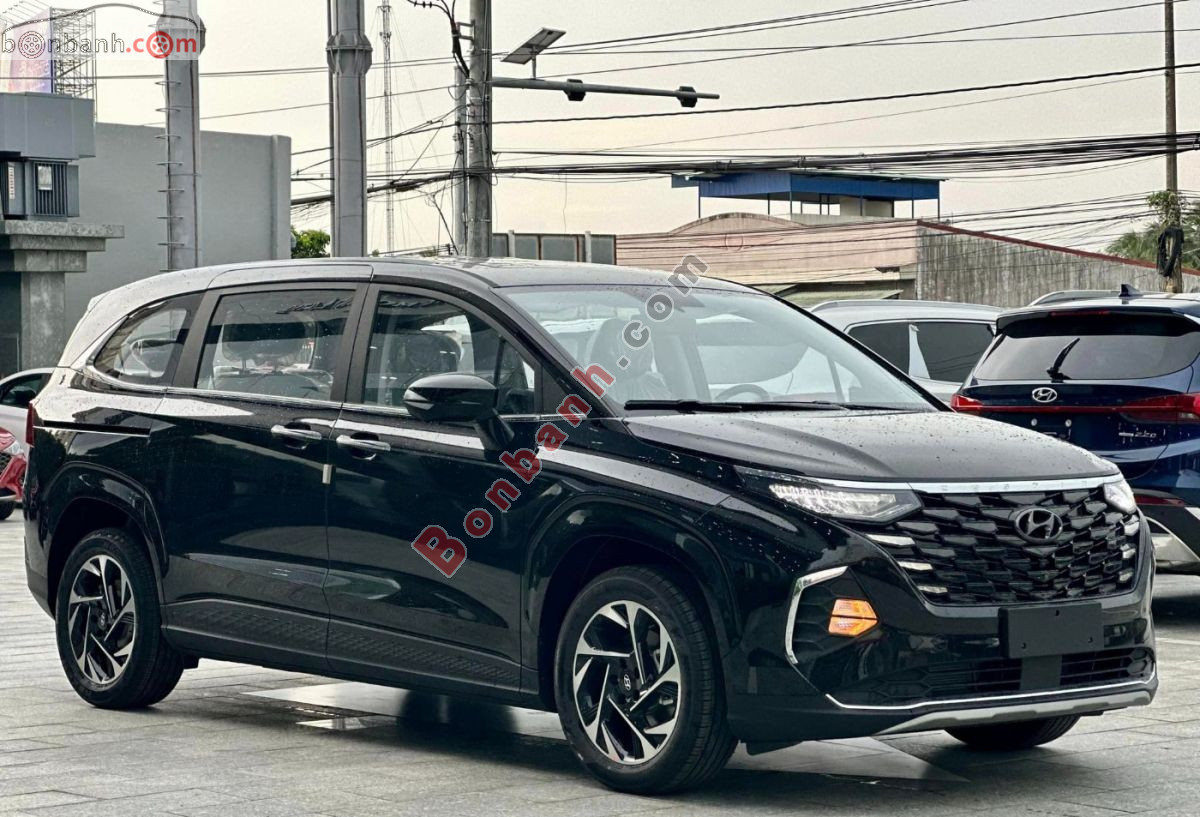 Xe Hyundai Custin Cao Cấp 2.0T 2025