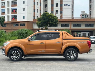 Bán xe Nissan Navara 2019 số tự động 1 cầu màu cam