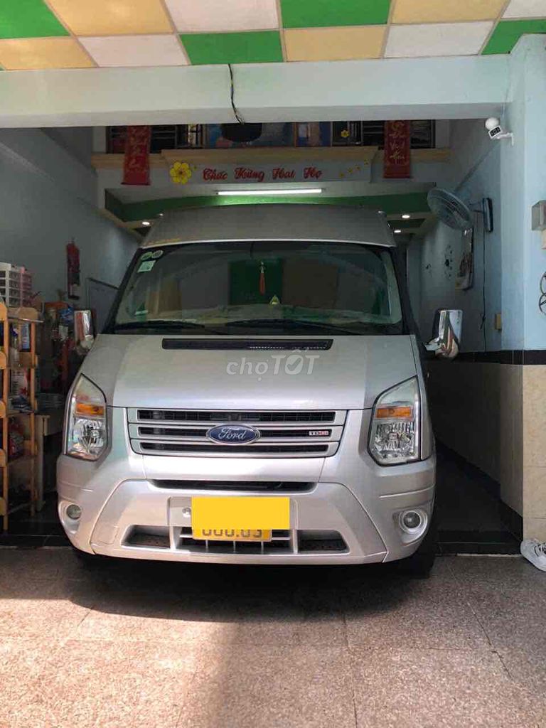Ford Transit 2020 SVP - 96000 km ( xe cực kì zin)