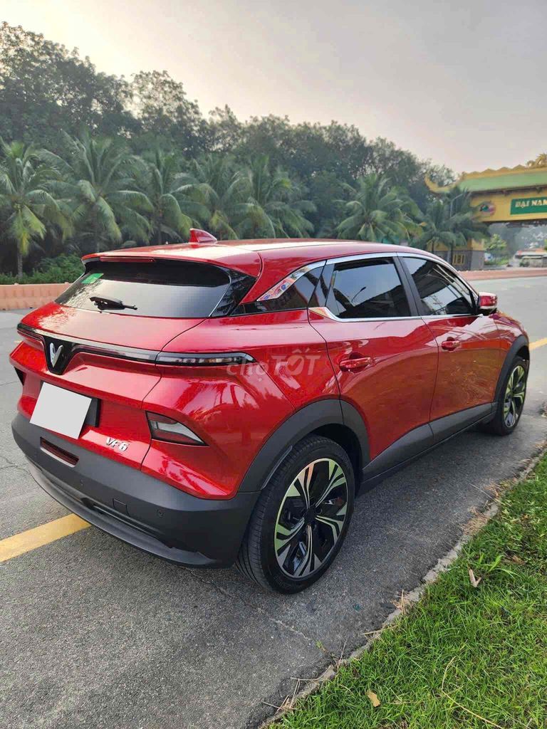 VinFast VF6 2025 Plus - 1200 km