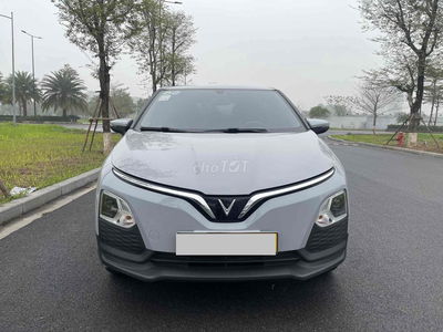 VinFast VF5 2024 - 8000 km pin mua đứt xe mới cứng