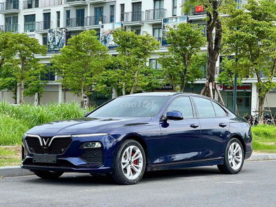 VinFast Lux A2.0 2022 A2.0 Tiêu chuẩn - 29000 km