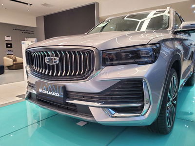 Geely Monjaro 2025 màu bạc sang trọng