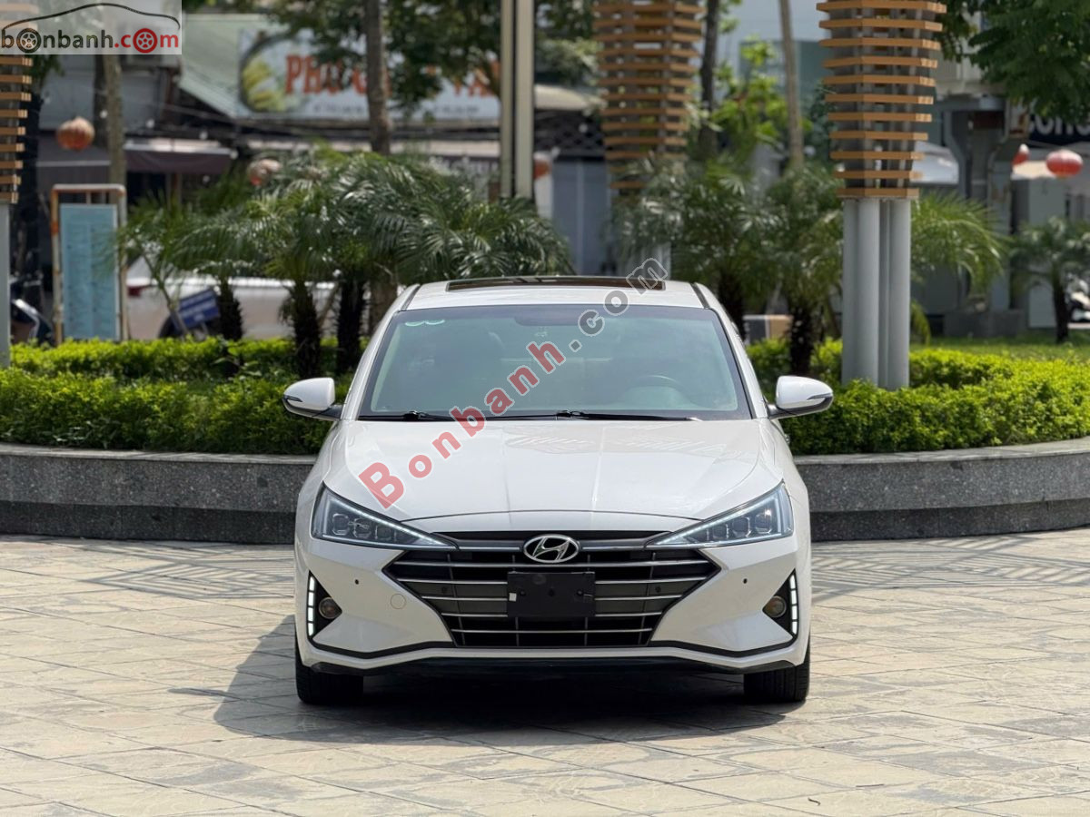 Xe Hyundai Elantra 2.0 AT 2019