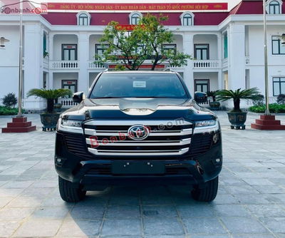 Xe Toyota Land Cruiser 3.5 V6 2025