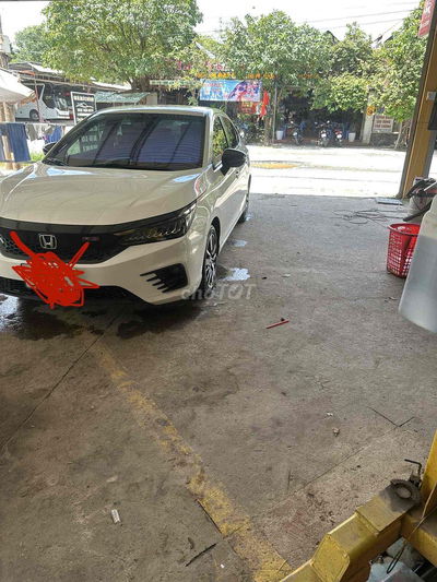 Honda City 2023 RS 1.5 AT - 70000 km