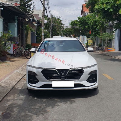 Xe VinFast Lux A 2.0 Plus 2.0 AT 2019