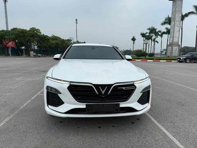 tôi bán VinFast Lux A2.0 2021 2.0 AT - xe gia đình