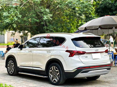 Xe Hyundai SantaFe Cao cấp 2.2L HTRAC 2024