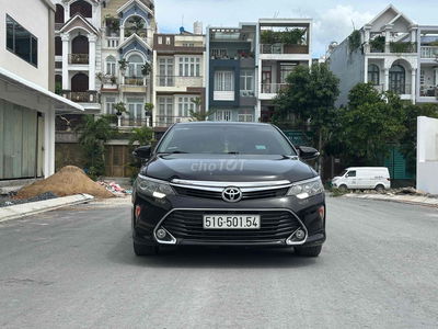 Toyota Camry 2017 2.0E bao thầy thợ test