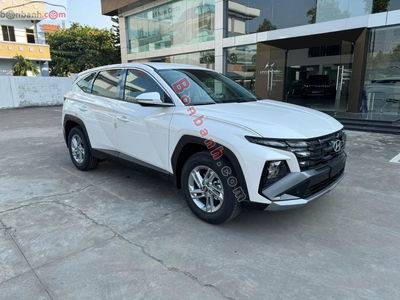 Xe Hyundai Tucson 2.0 AT Tiêu chuẩn 2025