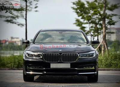 Xe BMW 7 Series 740Li 2018