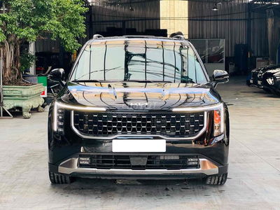 CARNIVAL SIG DẦU 2024 LƯỚT 6.000 KM NHƯ MỚI