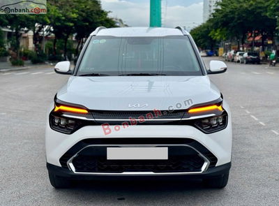 Xe Kia Carens 1.5G Luxury 2024