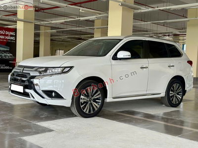 Xe Mitsubishi Outlander 2.0 CVT 2024
