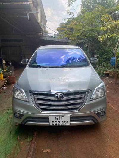 Toyota Innova 2016 2.0E fun đồ chơi