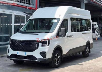 Xe Ford Transit Premium 2025