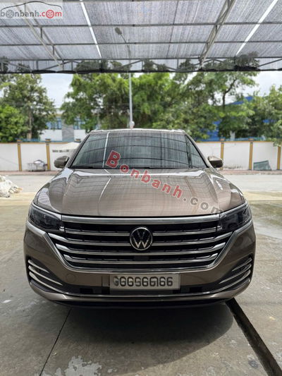 Xe Volkswagen Viloran Luxury 2024