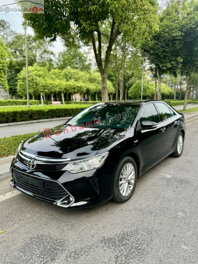 Xe Toyota Camry 2.0E 2017