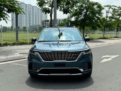 Kia Carnival 2023 Signature 2.2D - 48000 km