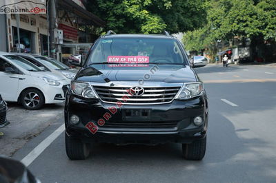 Xe Toyota Fortuner 2.5G 2013