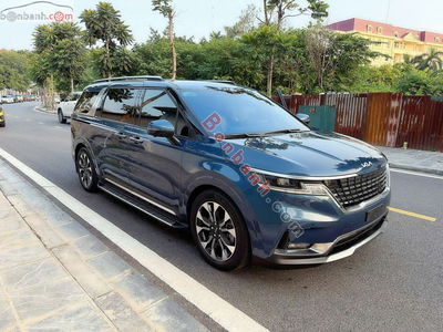 Xe Kia Carnival Premium 2.2D 2022