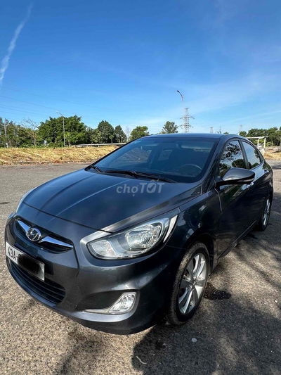 Hyundai Accent 2011 1.4 AT - 124000 km