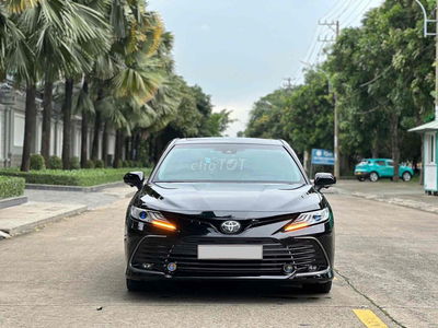 Toyoto Camry 2.0Q 2022, lướt 37.000km