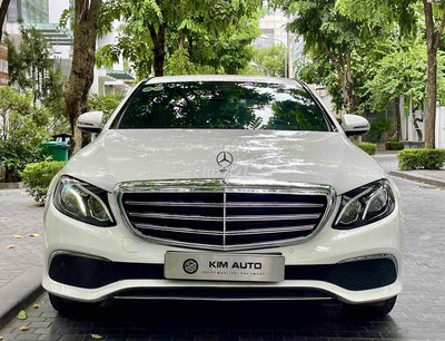 Mercedes Benz E200 Exclusive 2020 - 69000km