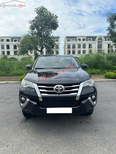 Xe Toyota Fortuner 2.4G 4x2 AT 2020