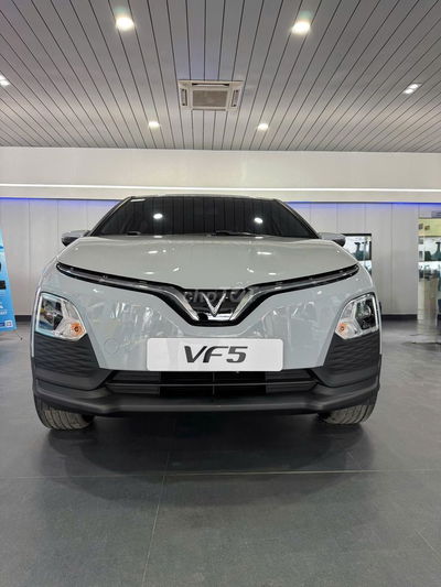VINFAST VF5 PLUS CHỈ TỪ 495TR - TRẢ TRƯỚC TỪ 99TR